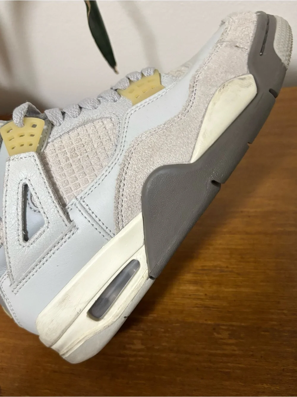 Jordan 4 Retro SE Craft Photon Dust Grey